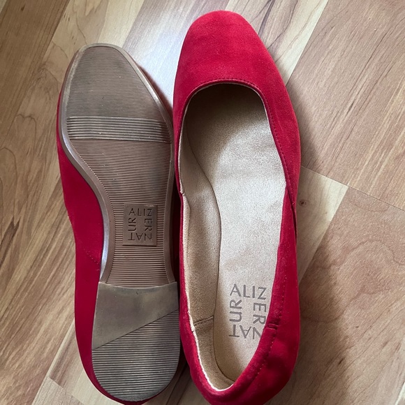 Naturalizer Ballet Flat - Picture 3 of 5